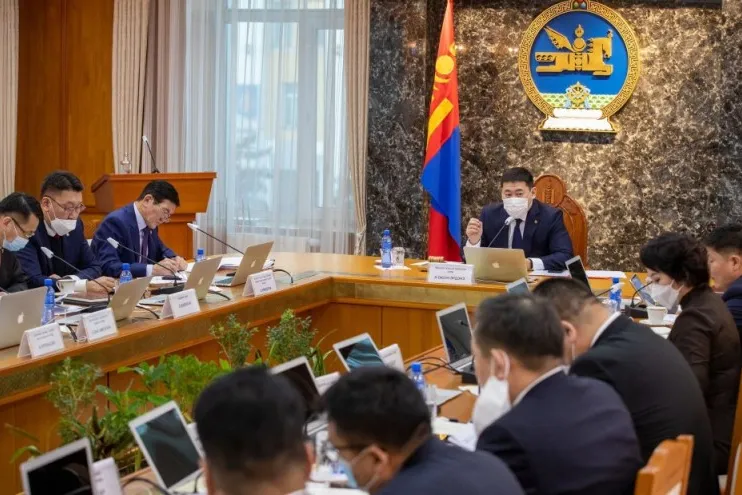 ЗГ:Файзер вакциныг хөхүүл болон жирэмсэн эмэгтэйчүүдэд хийх шийдвэр гарлаа