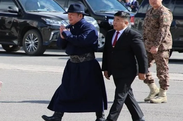 Монгол улсын ерөнхийлөгч Х.Баттулга Орхон аймагт ажиллаж байна