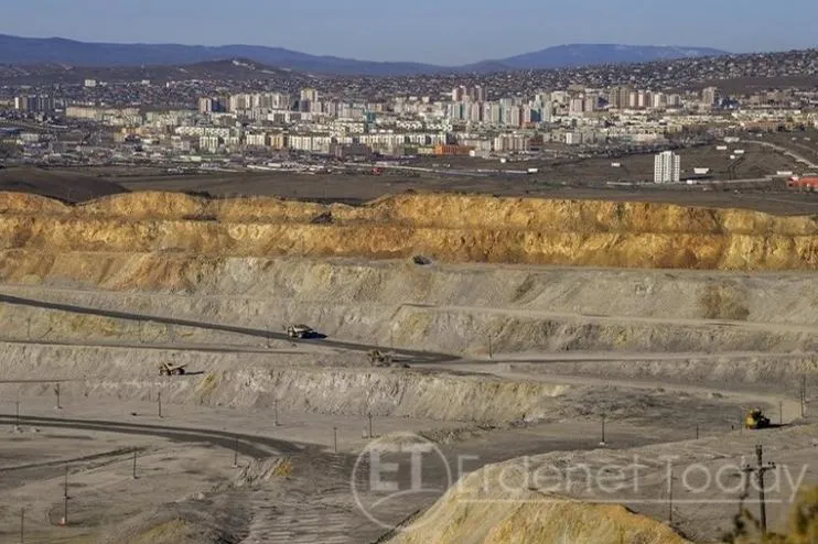Уурхайчид улс, орон нутгийн төсөвт 230 тэрбум төгрөг төвлөрүүлэв