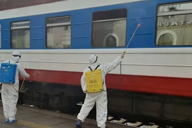Орон нутгийн нийтийн болон тасалгаат хатуу вагонд халдвар хамгааллын дэглэм баримтлан гурван зорчигч явах шийдвэр гарлаа