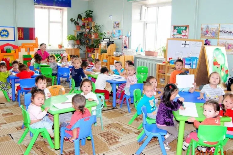 Эцэг, эхийн зөвшөөрлөөр 4-5 настай хүүхдийг цэцэрлэгт үргэлжлүүлэн хамруулна
